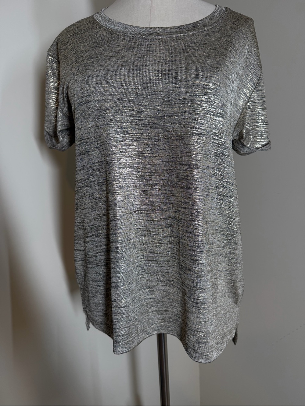 Anthropologie Deletta Women’s -SZ XS- Gold Shimmer Knit Tee Shirt